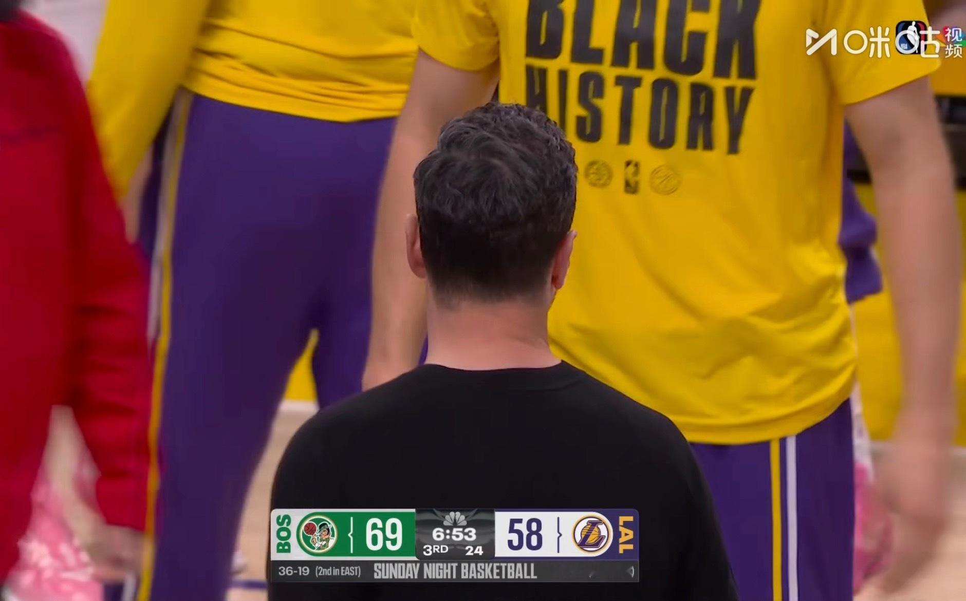 又是一场一地鸡毛的比赛，希望湖人队稳住吧。 