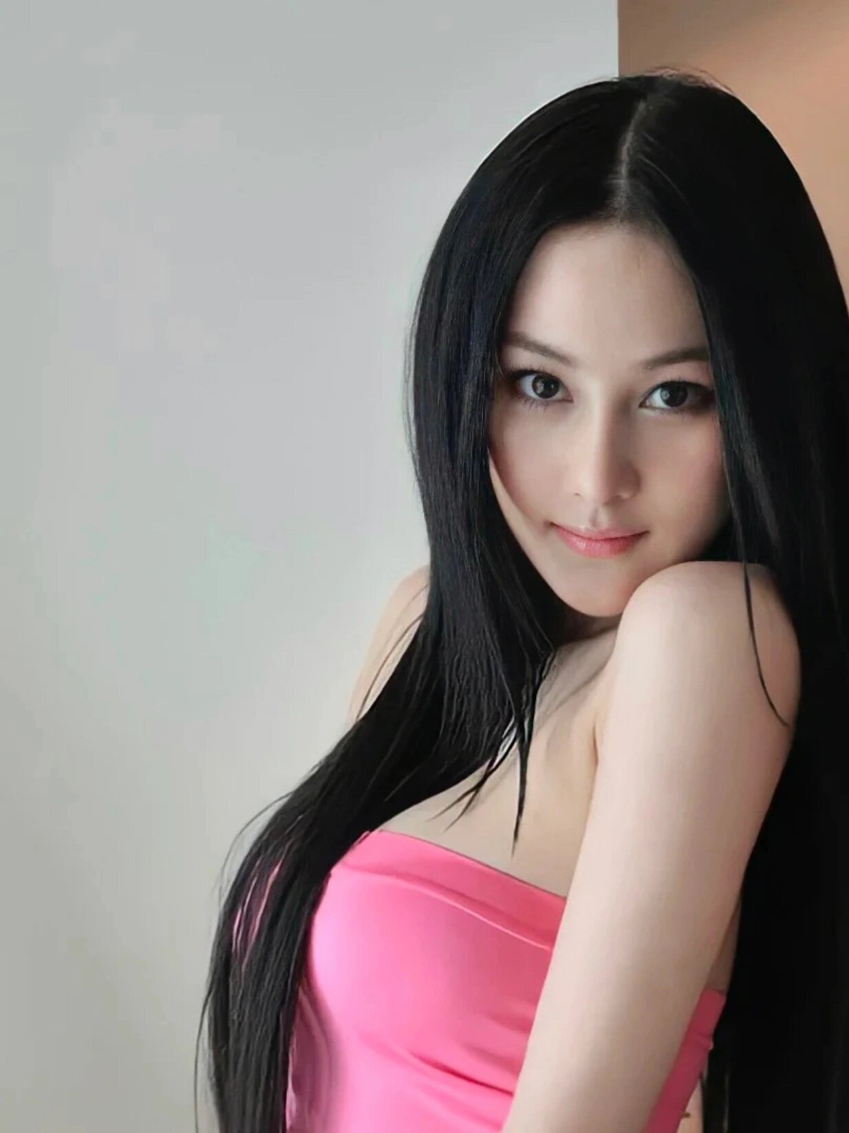 张馨予的颜内娱至今无代餐 ​​​