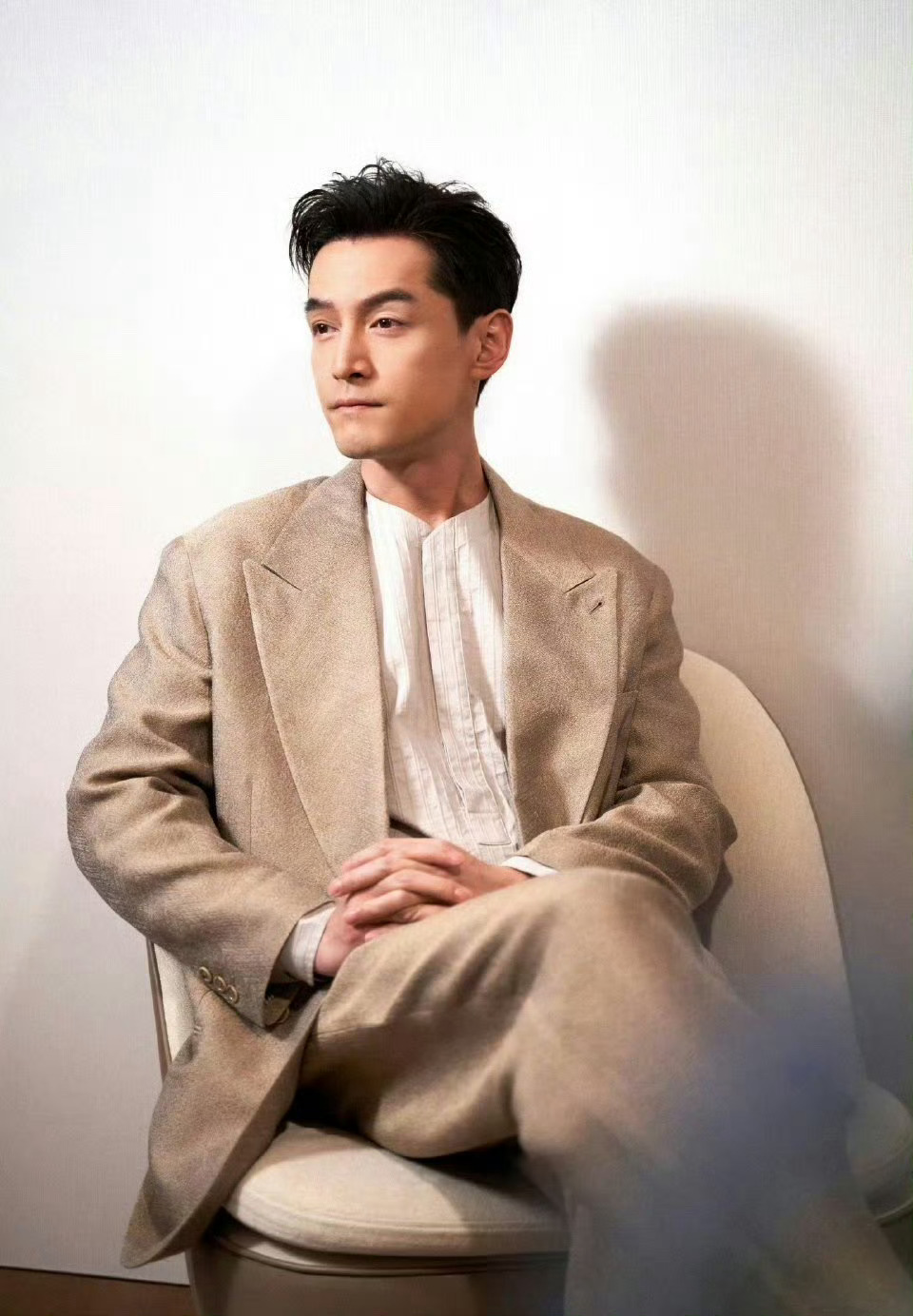 胡歌回应过气，胡歌也太谦虚了吧，知名度很高啊还是演技派 