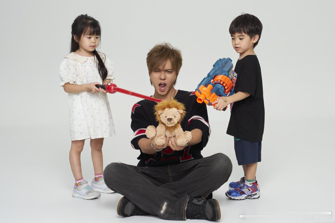 罗志祥打破多年谣言！罗志祥 新书完整揭露「干爹真相」与干儿女之间的羁绊  书中还