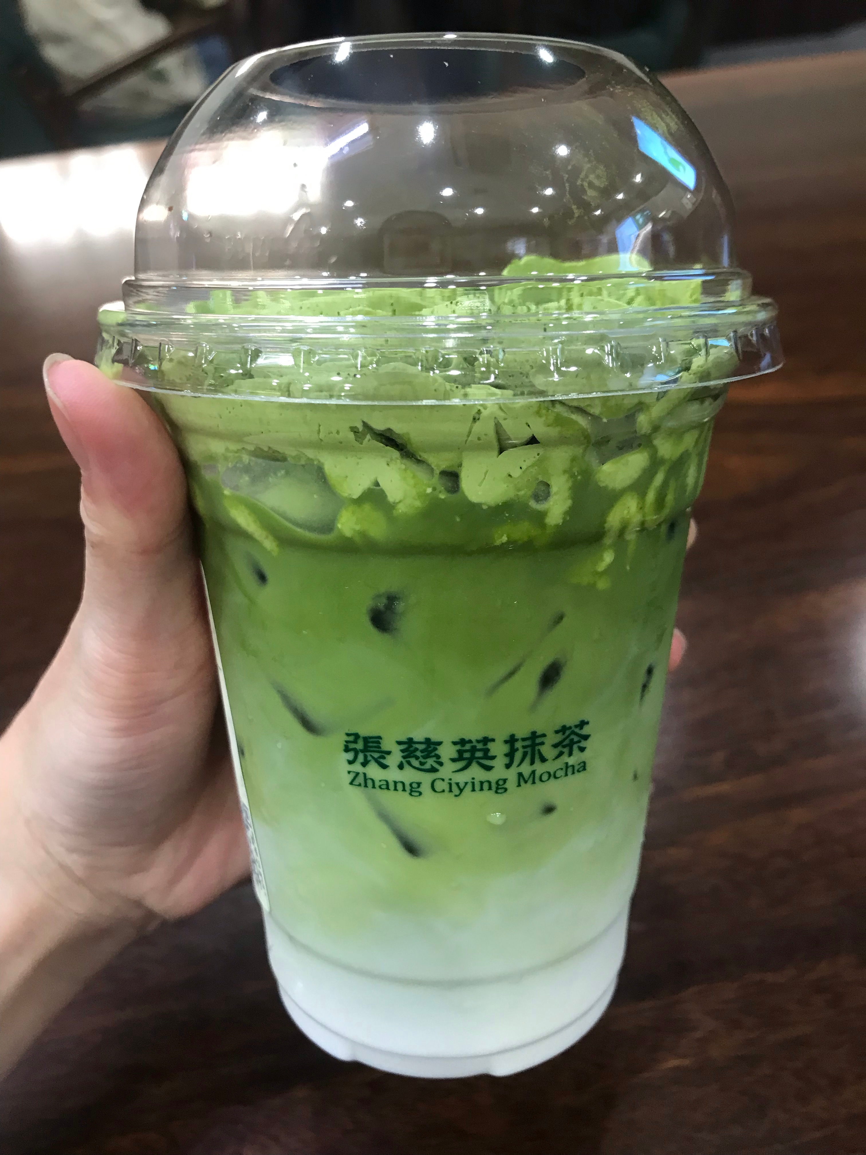 这杯宋抹干酪香水椰有点甜。下次应该点无糖