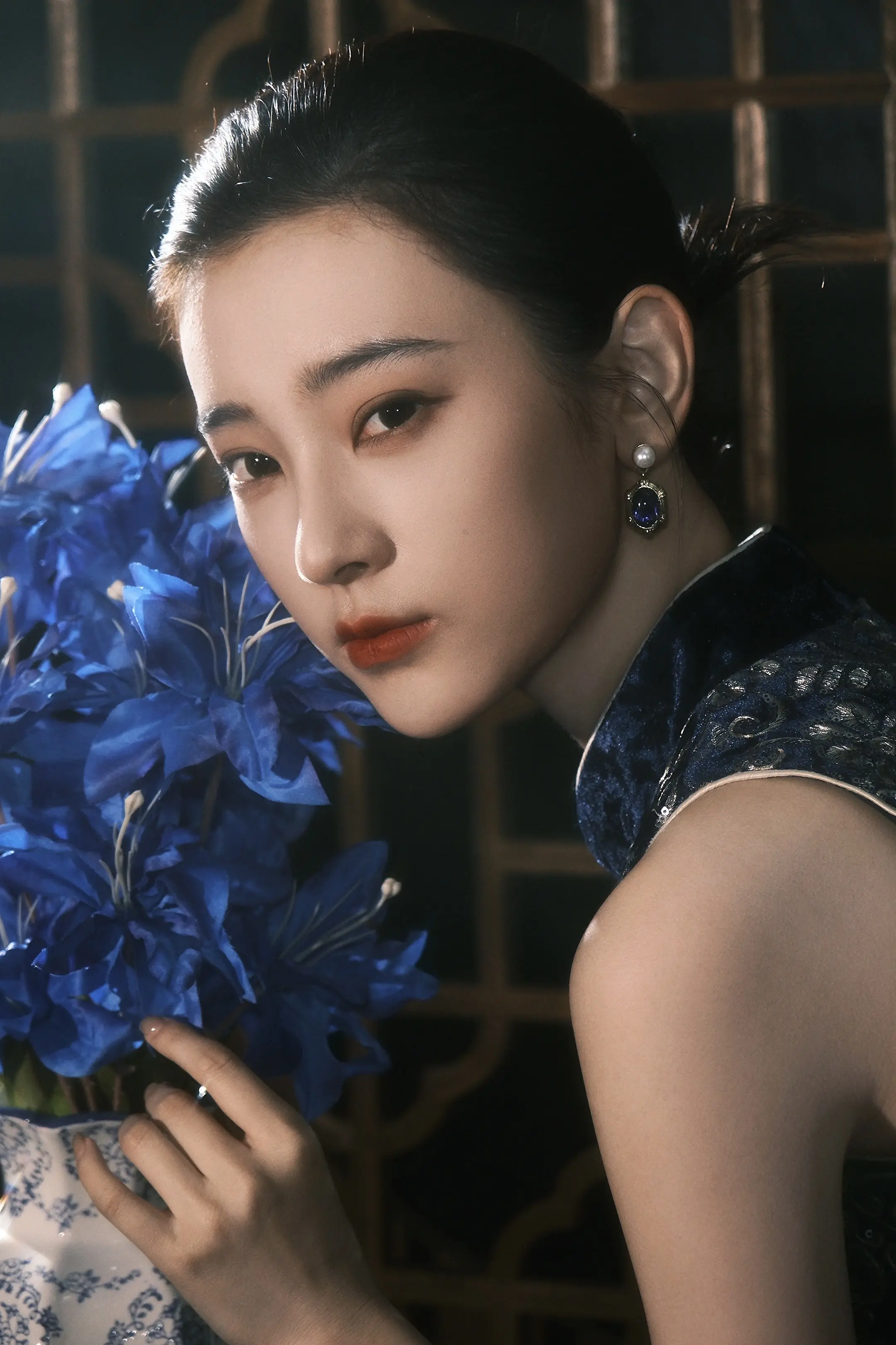 好像电视剧里最后出场的大佬。  看看富士女摄原图直出的权威