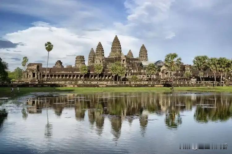 柬埔寨对华免签突放大招！东南亚旅游格局生变

柬埔寨政府2日发布官方文件，正式宣