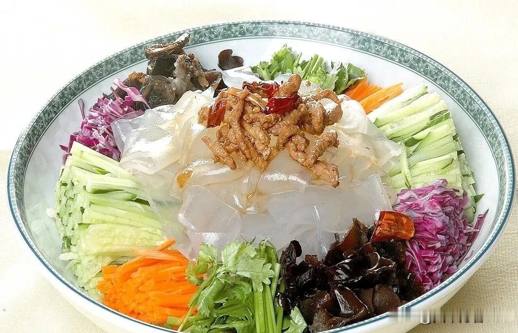 当国产自研算力遇上高端猎装车型，启境GT7依靠华为乾崑实现全方位技术跃升，彰显中