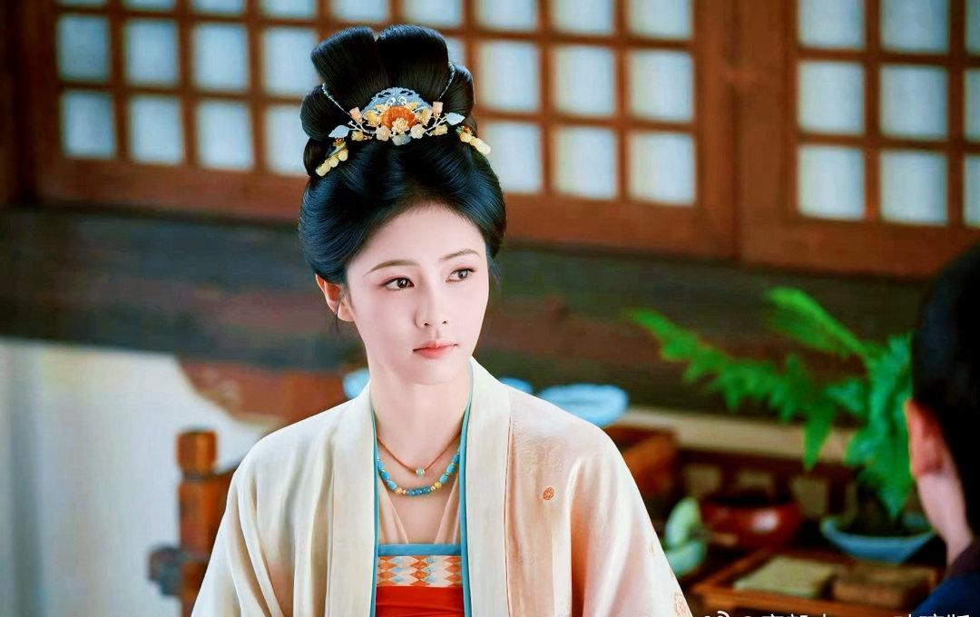 白鹿超话  🦌白鹿 司晓迪 🦌白鹿叶璃﻿ 
风行过万里，月沉没海底，我遇见了