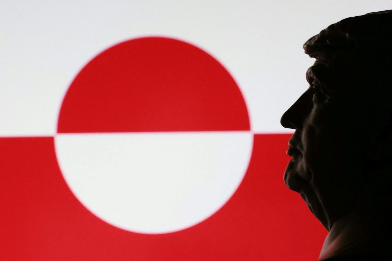 特朗普1月16日谈及格陵兰时，重申美国出于保护国家安全目的必须取得该岛，并威胁指