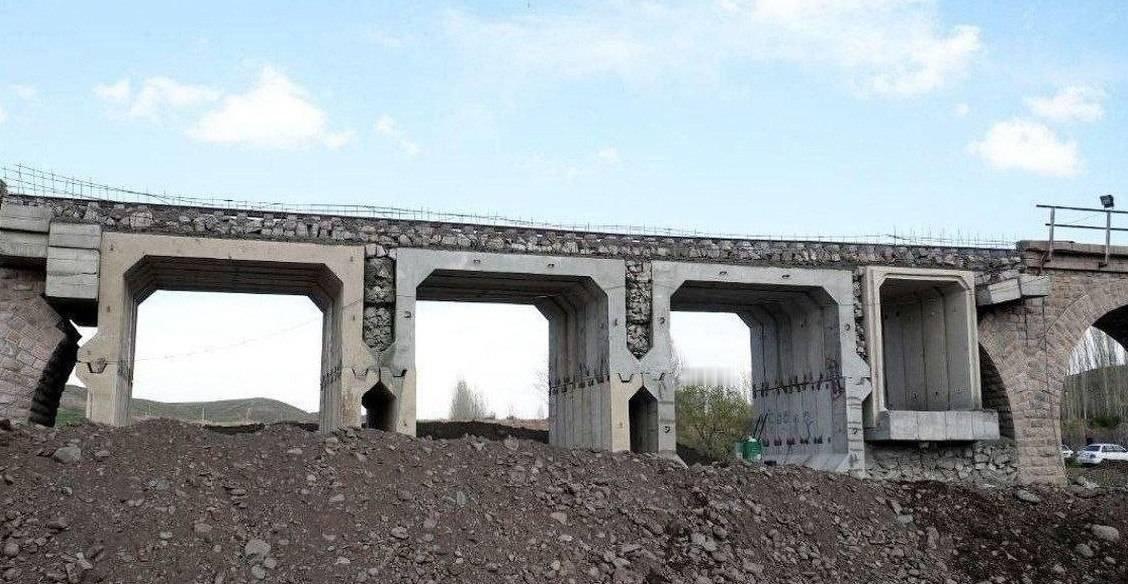 伊朗六座被美以空袭受损的铁路桥已修复 