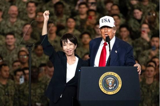 美国也开始防着日本了？
高市早苗搞军国主义复活计划，驻日美军未来被偷袭的风险正在