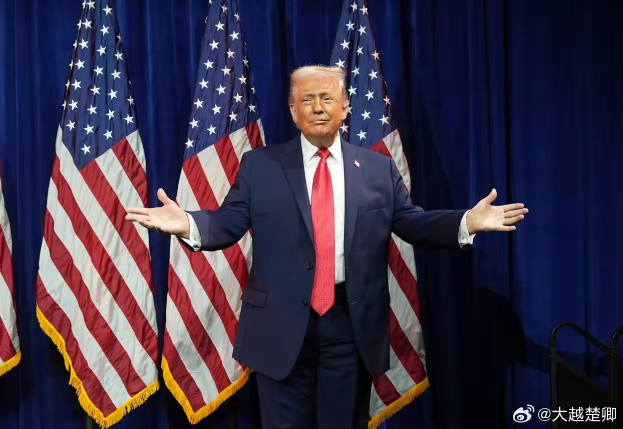 特朗普敦促北约支持美国获得格陵兰岛。因为美国是北约的主导力量，维护美国安全就是维