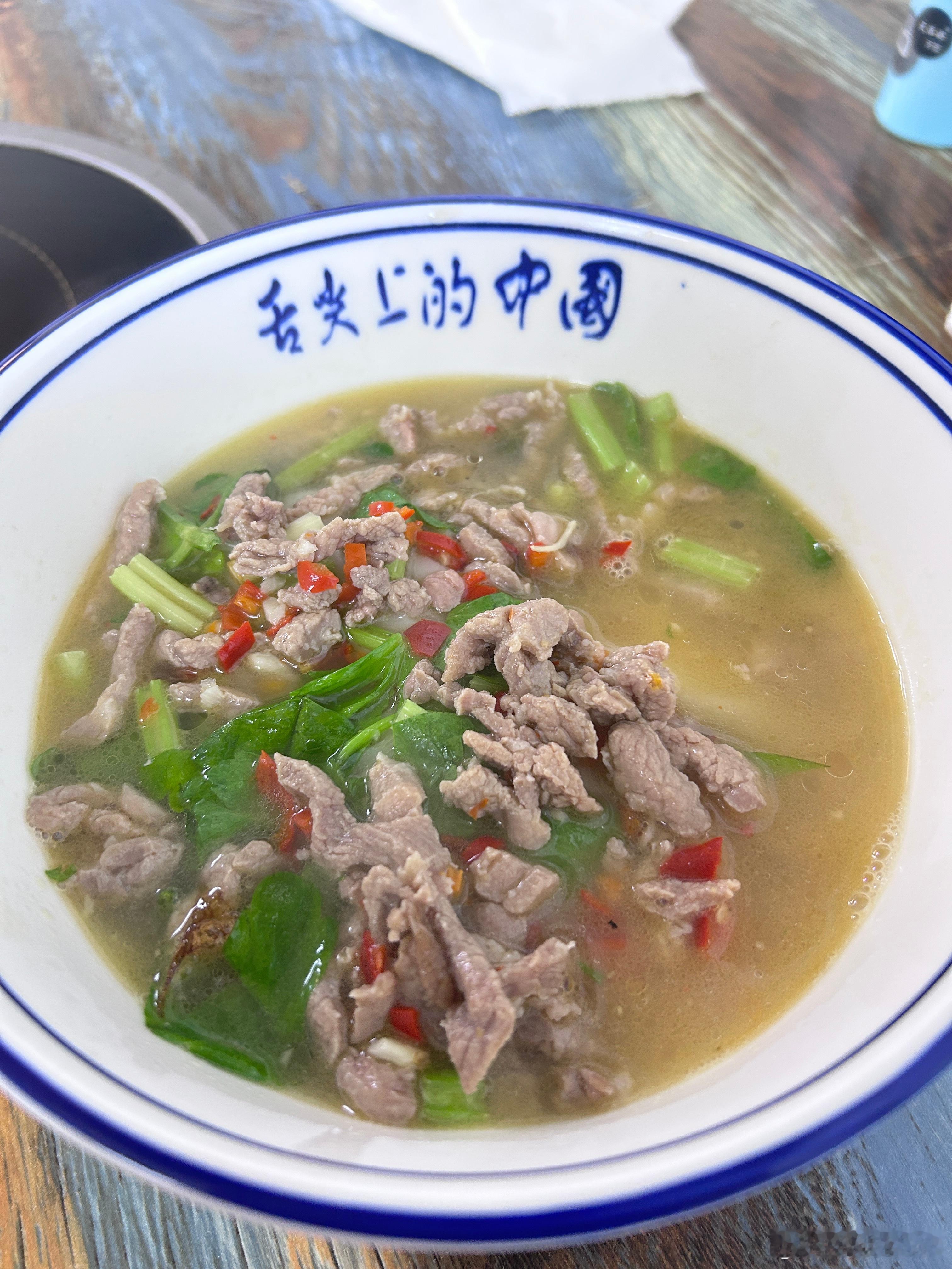 旅游 长沙的早餐，一碗鲜肉粉面，好吃长沙