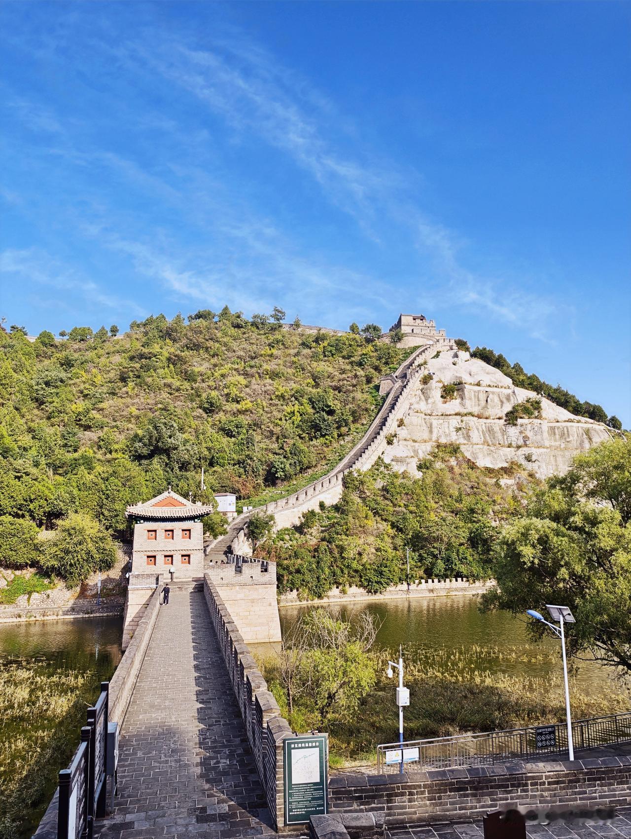 再次打卡居庸关长城，趁着假期还没开始。今天下午没什么人。