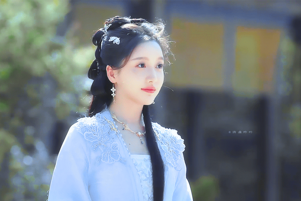  姜贞羽无限超越班甜妹与恶女无缝切换，姜贞羽的可塑性太强了🥰！一路稳扎稳打，演