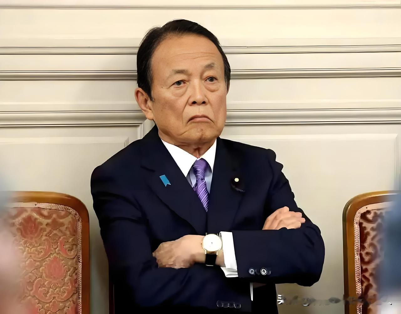 既然麻生太郎把话挑明了，那我们也别再对这帮右翼政客抱有什么“回头是岸”的幻想了！