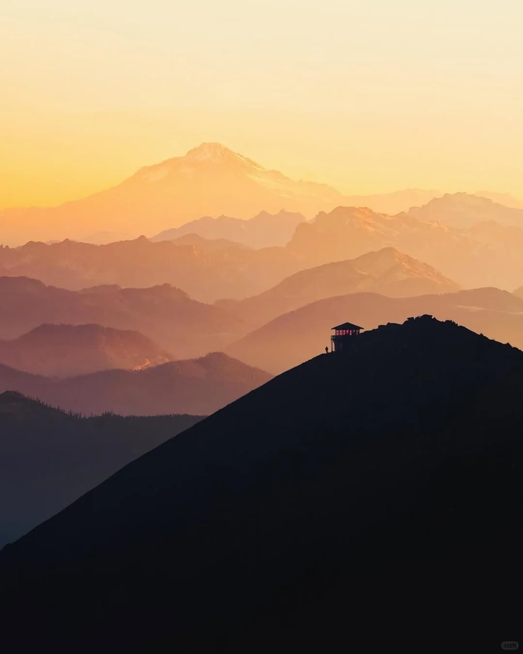 📷nomadict摄影师nomadict的作品，是写给山野的浪漫情书。他擅长用