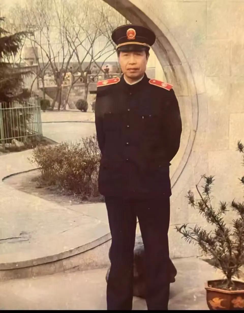 宁波，百岁老人去世后，子女们在家中发现了一封8年前写下的“遗书”，里面特别交代了