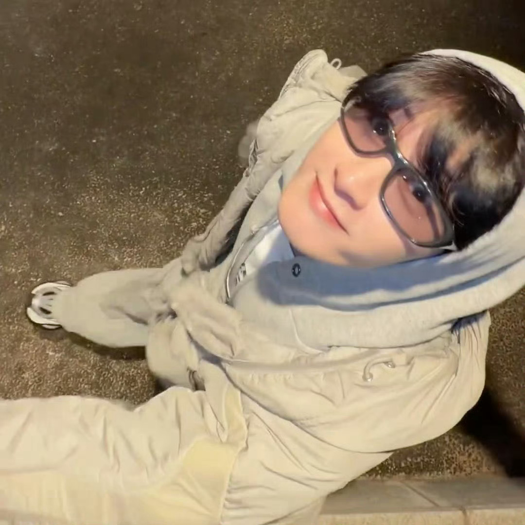 檀健次抖更新，啊啊啊好可爱 