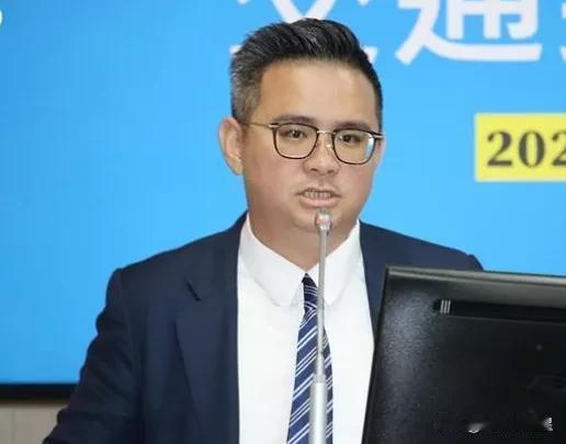 如果真是赖清德指示的“台北故宫”商标申请，算他还有自知之明。台岛所谓“国民党立委
