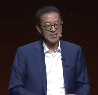 俞敏洪后悔开东方甄选了，说自己的烦恼都是甄选带来的！


真是奇怪，难道他的事业