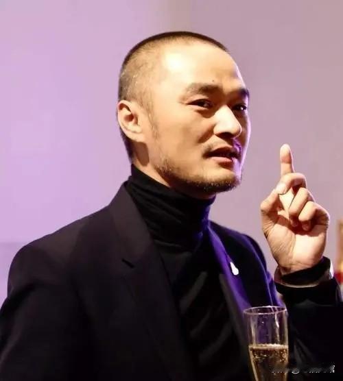 “身家上亿”的协和医学博士冯唐，语出惊人“如果不想得癌，特别像女生的乳腺癌、卵巢