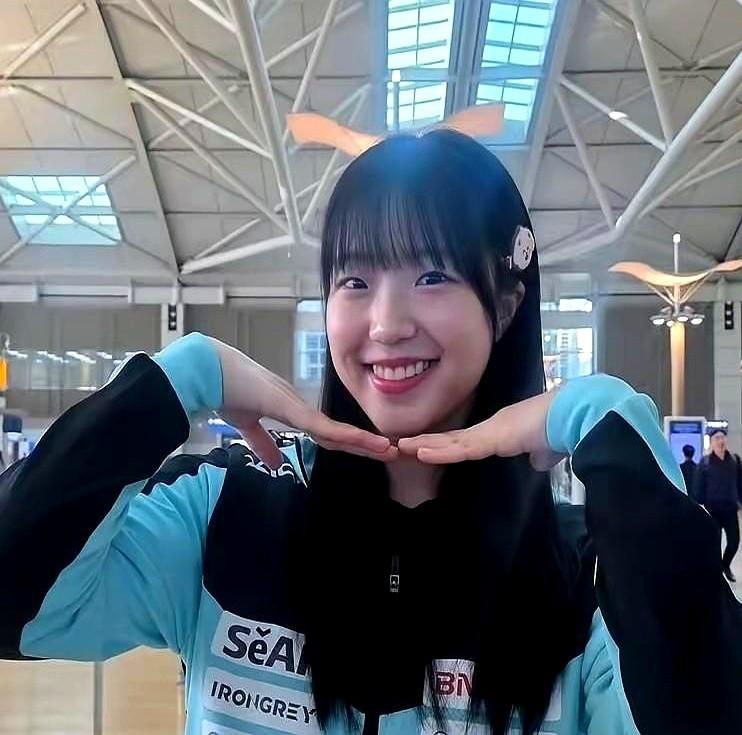 成都混团赛韩国队刚到，申裕斌的搭档位置就空了——老搭档林钟勋没来！

原因藏都藏