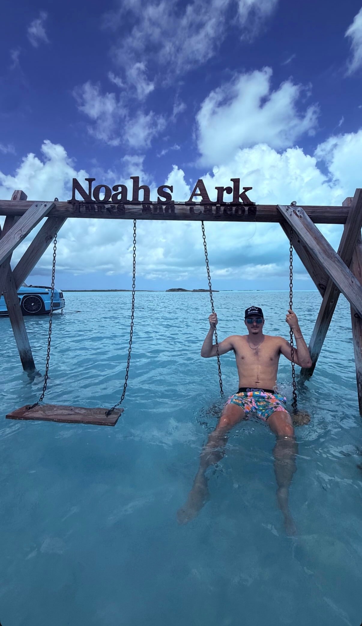 Cooper社媒晒出度假照，好好放松一下🏖️nba弗拉格