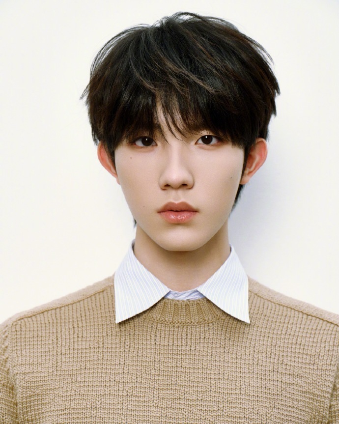 苏新皓  PRADA秋冬大秀预热造型 