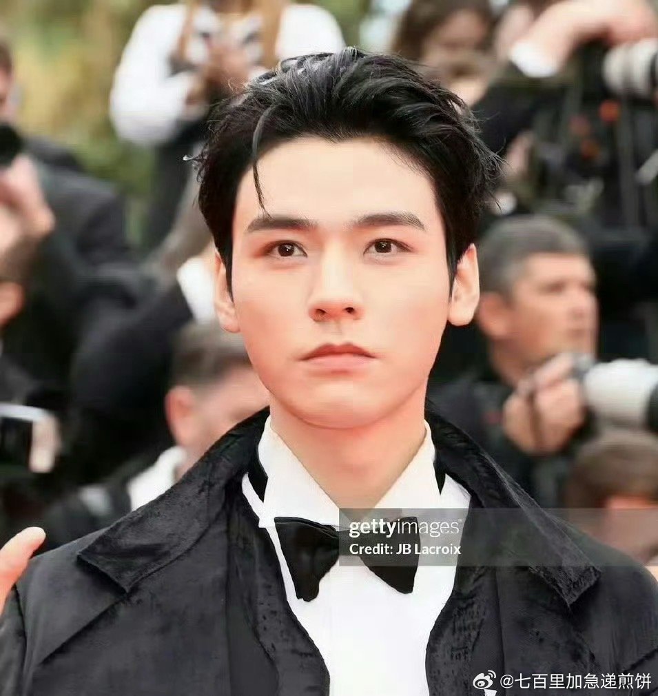 本次戛纳电影红毯上的男明星的G社生图：龚俊 张凌赫 于适 ​​​
