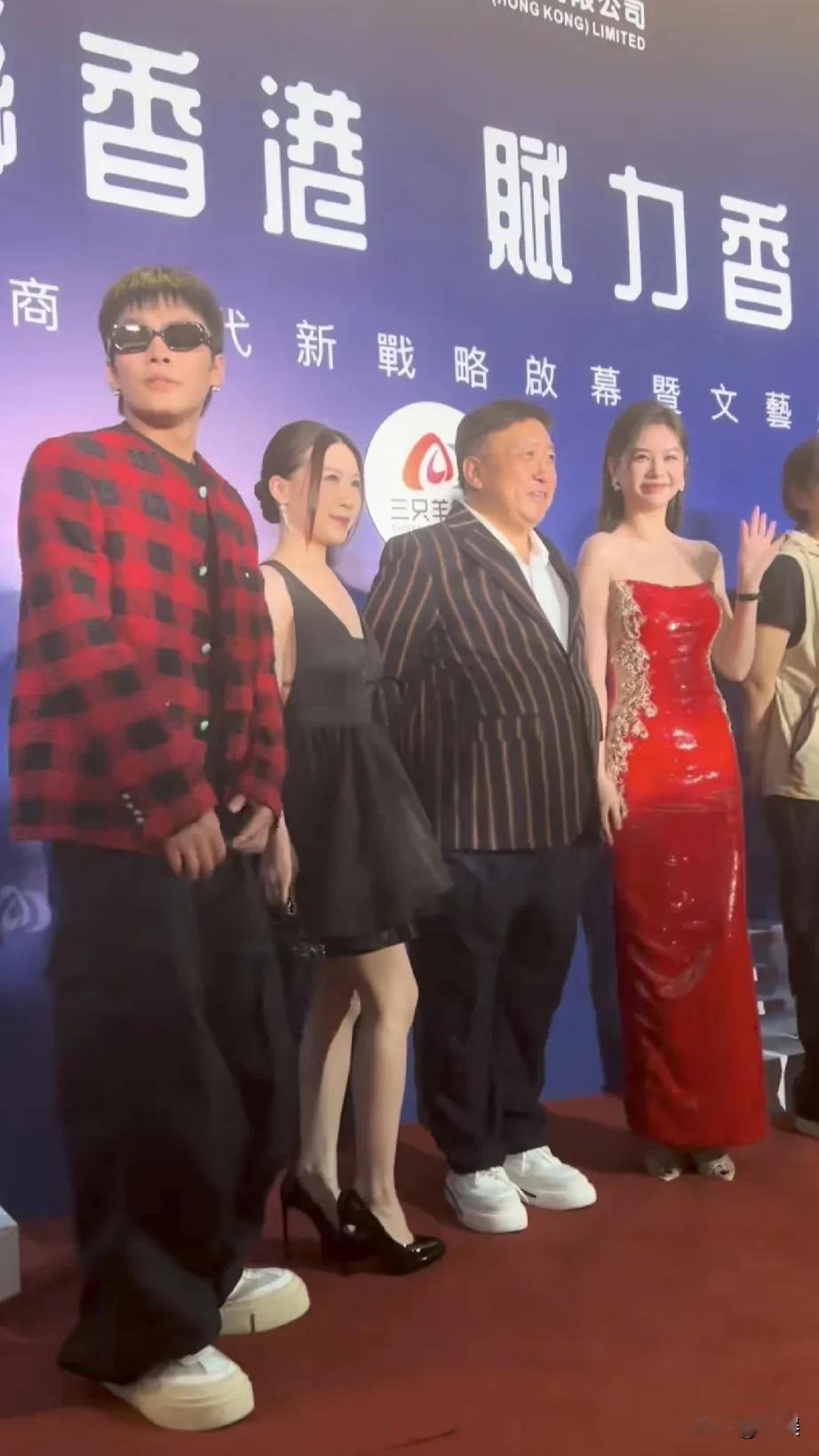 王晶