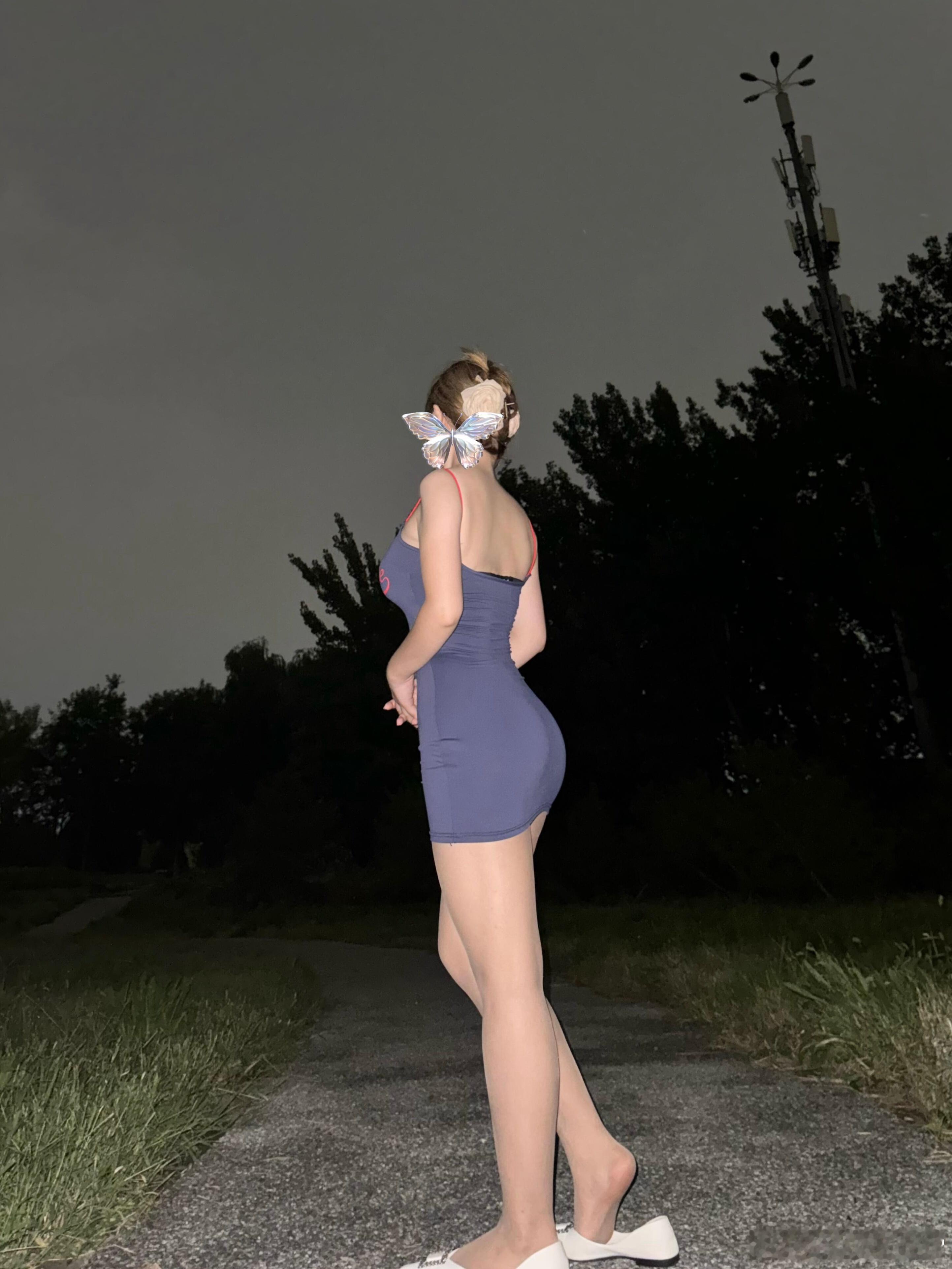 晚上一起逛公园吧 ​​​