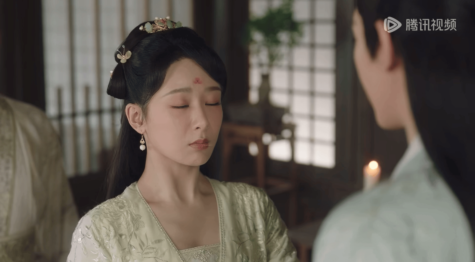 长相思特效组要不试试ai换脸呢，应该能比现在强……#杨紫想让长相思2一天播完# 