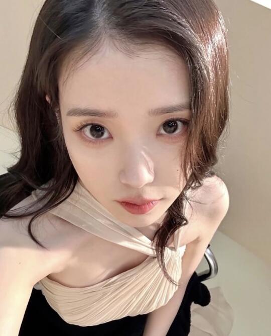 李知恩 iu