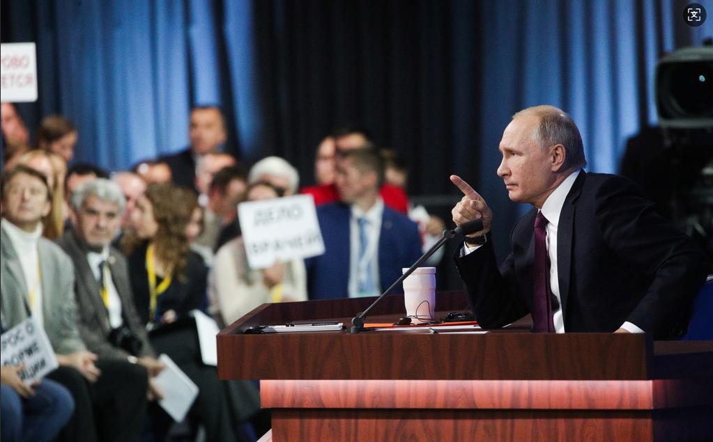 普京谈起时哽咽普京

谁能想到，一向以铁腕形象示人的普京，会被前线传来的一声称呼