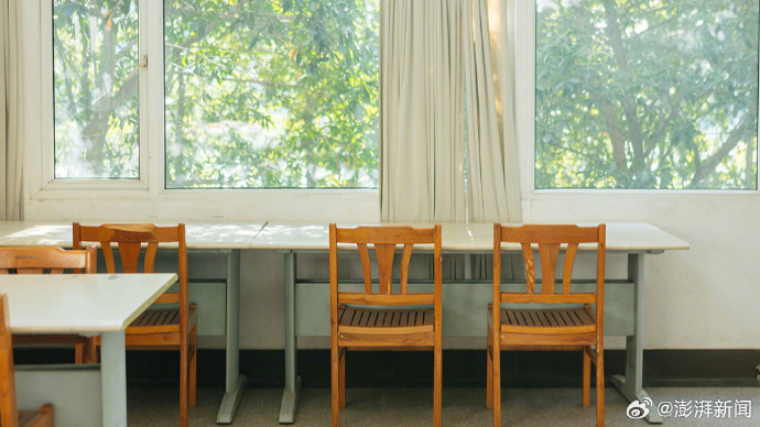 【#小学回应有班级收1500元请人打扫教室#：实为家长自发请的保洁】针对重庆一学