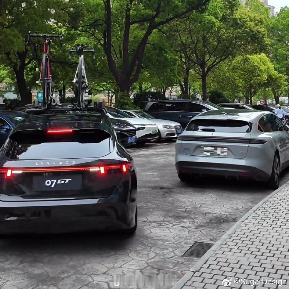 领克07 GT低伪装………你们觉得如何？这颜值起飞了🛫领克07GT