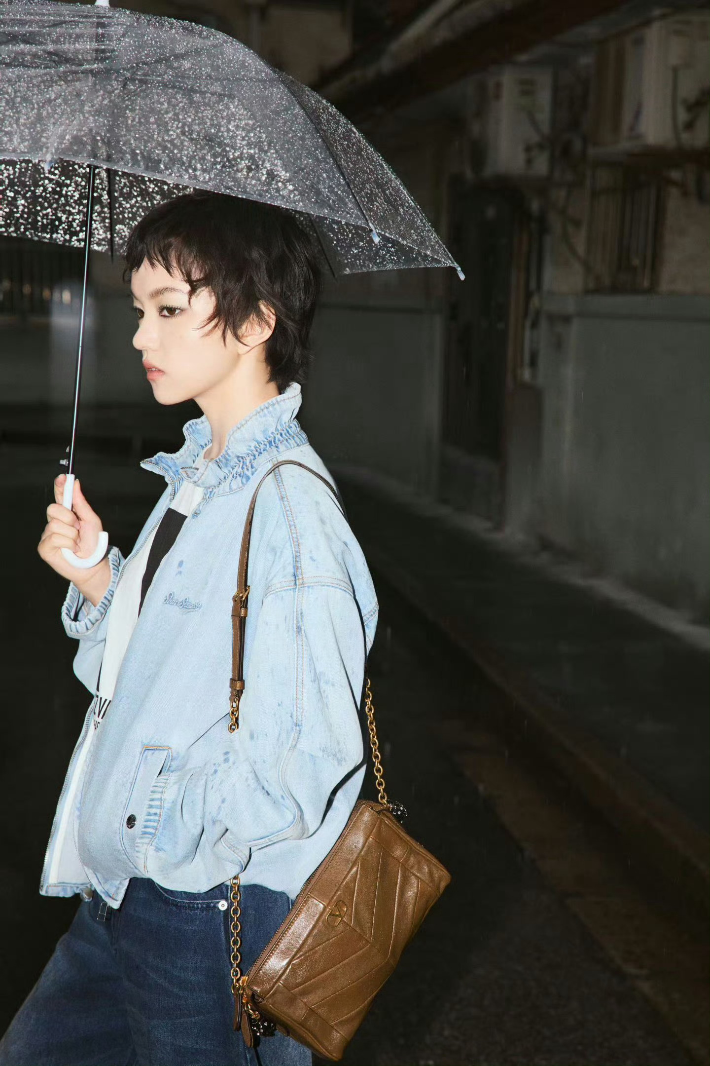 兰西雅十日终焉官宣十日终焉兰西雅饰苏闪又酷又飒的苏闪来啦！兰西雅把破碎感与韧劲捏