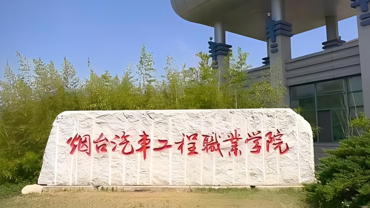 开学才几天，一个年仅19岁的鲜活生命就这么没了！更让人震惊的是，捅伤并要了这个年