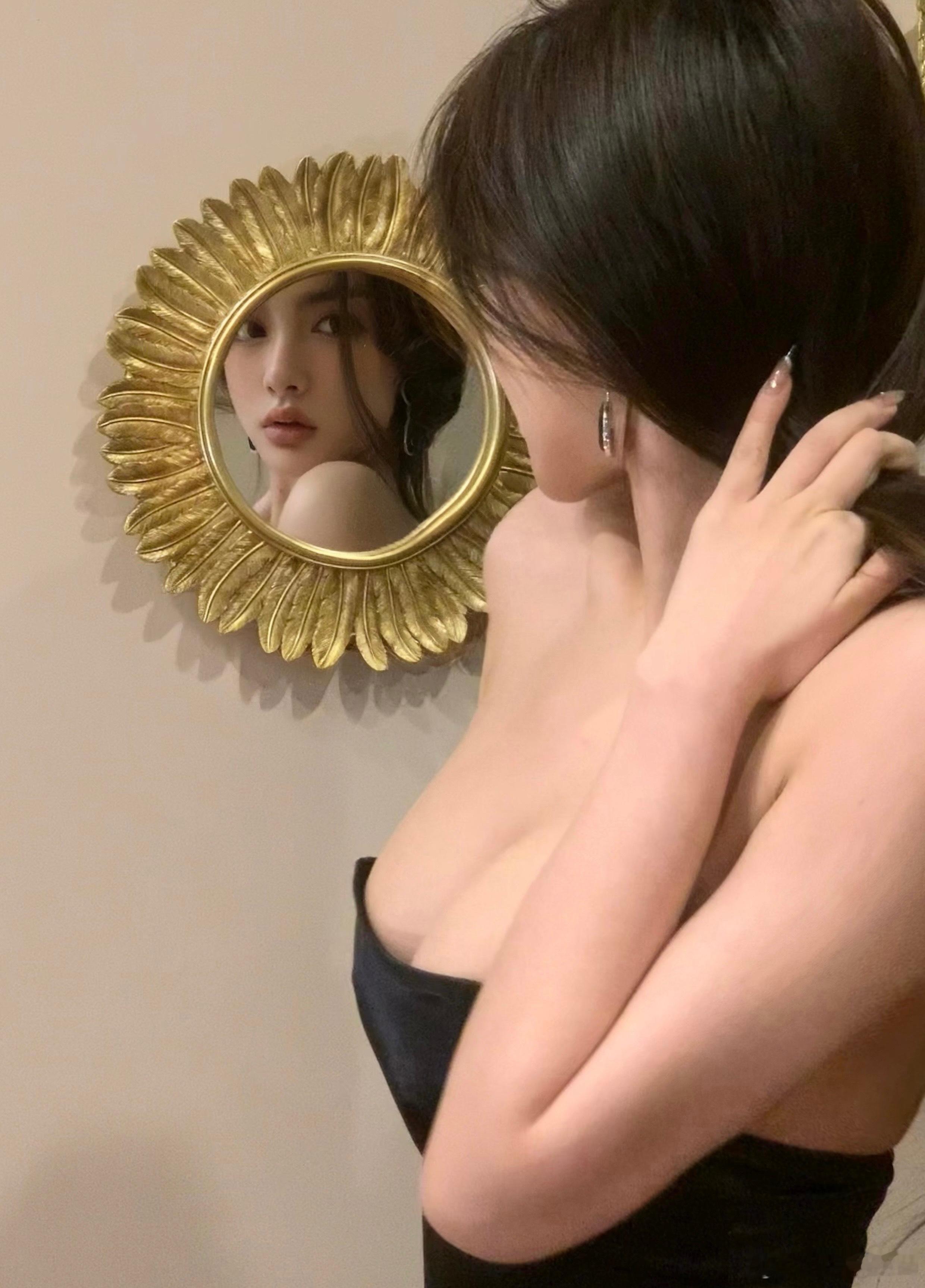 大家还没fo的请速速去喔 ​​​