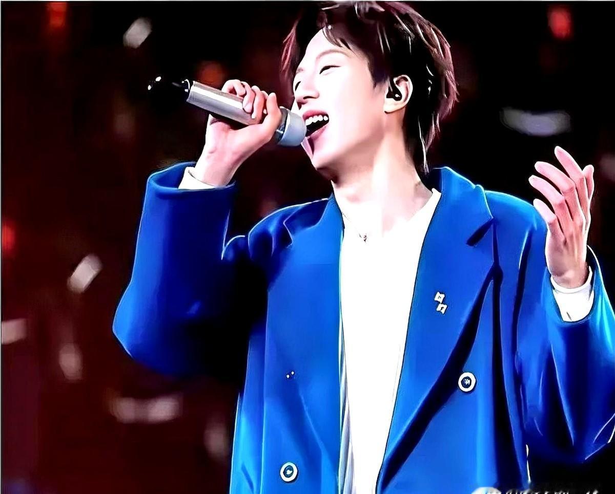 林高远这是不给娱乐圈留活路啊？

刚刷到他跟王祖蓝在央视跨年上唱《不再犹豫》，我