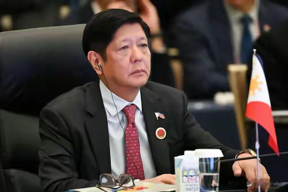 菲律宾现在的油库，快要见底了。 54天，这是他们现在全部的家底。 主动又给中国打