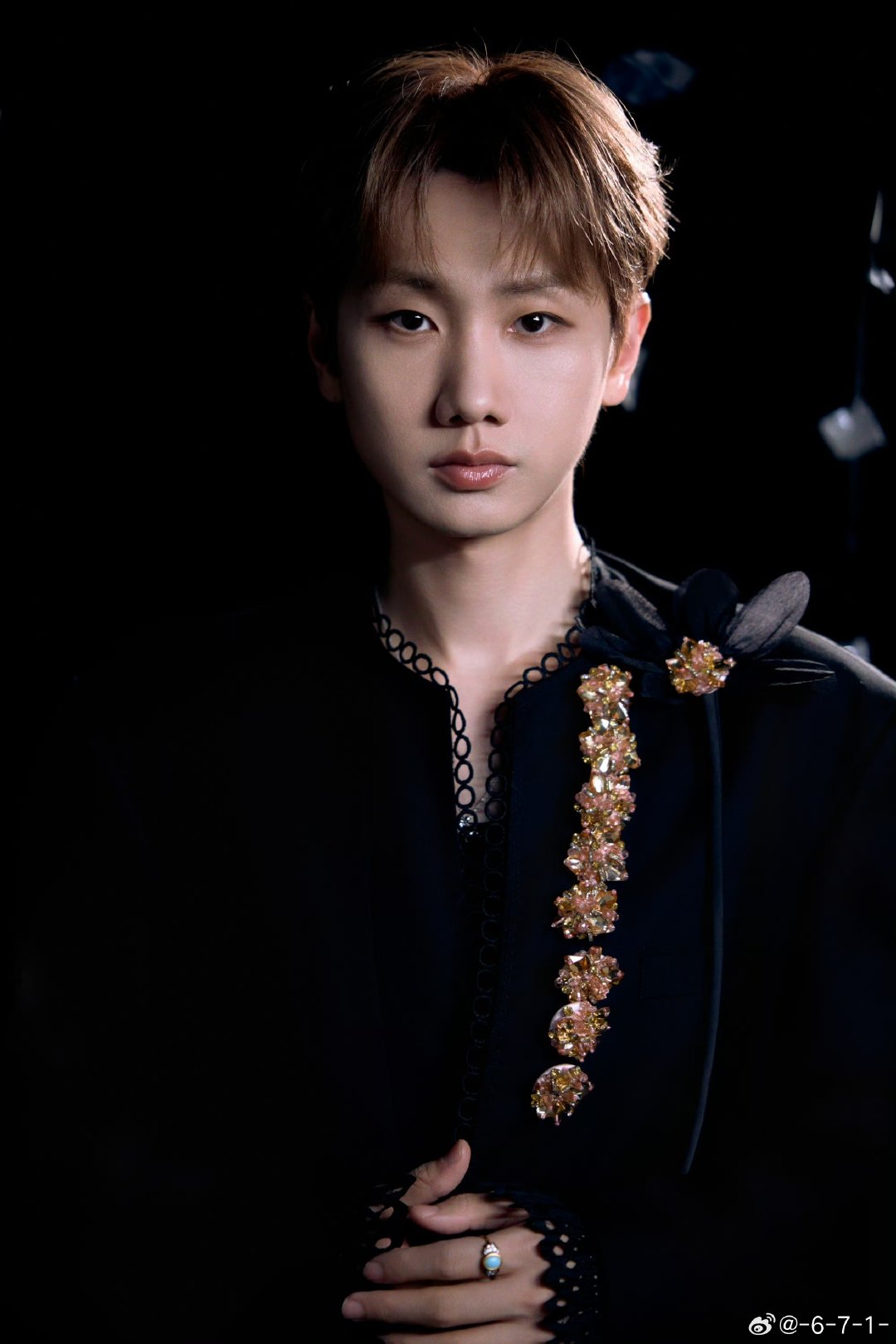 汪苏泷明日世界巡回演唱会这日子真的不能没有演唱会！汪苏泷「明日世界」世巡官宣，首