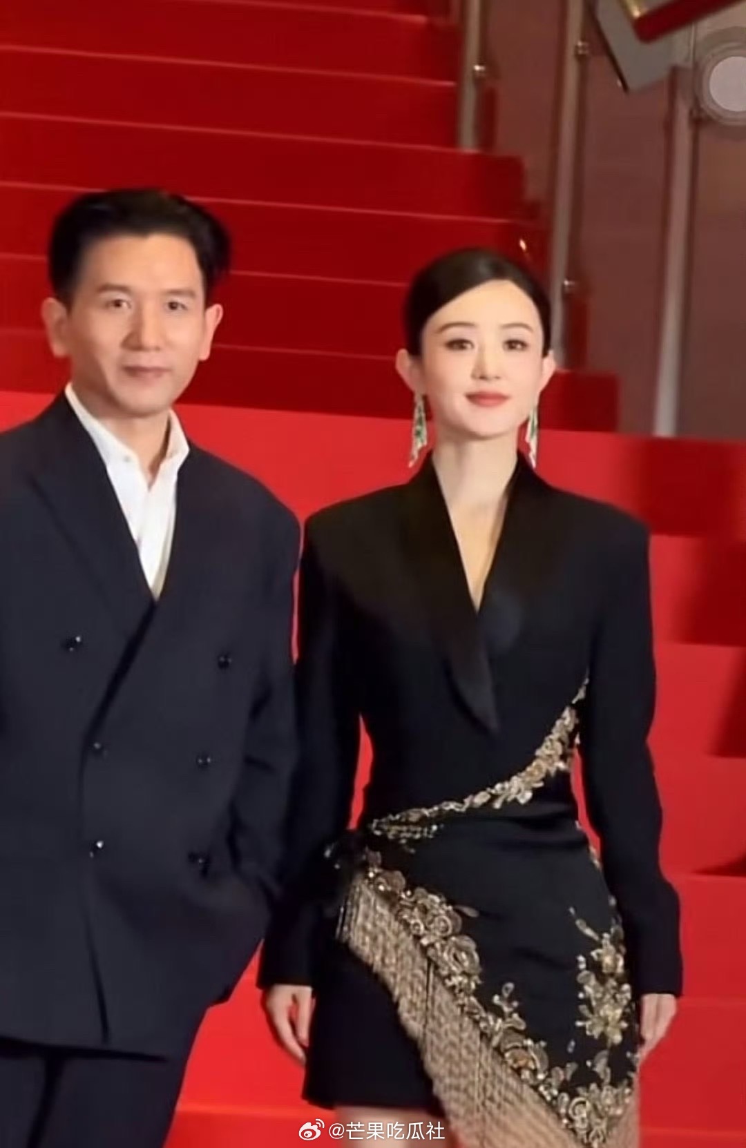 赵丽颖赵德胤曾一同出席红毯赵丽颖赵德胤被夸有边界感 ​​​