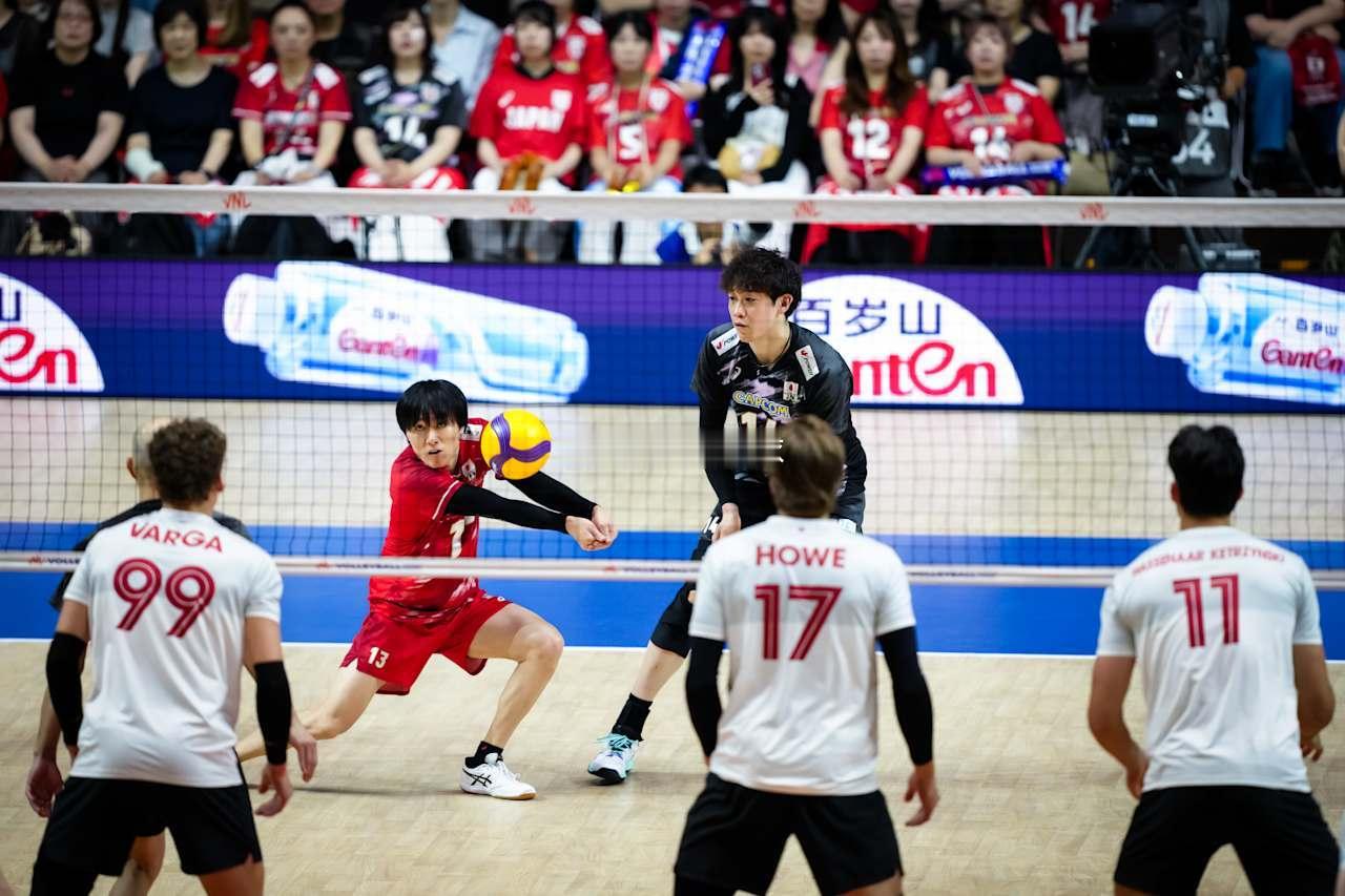 日本男排1-2加拿大男排第三局技术统计总得分：29-27进攻：17-18拦网：3