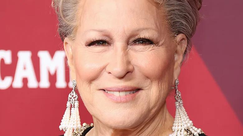 Bette Midler 对 Ariana Grande 过度性感的形象并不认同