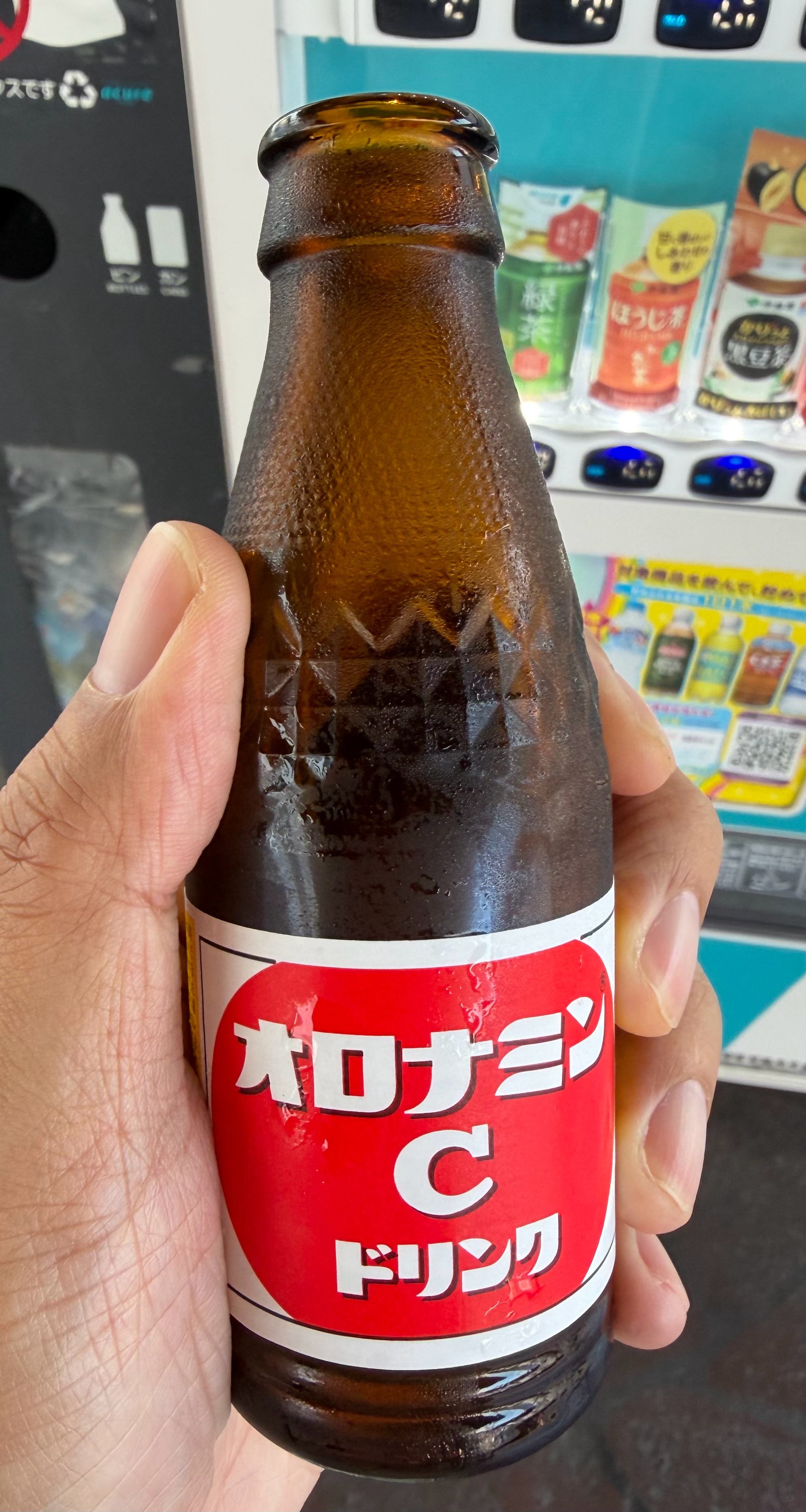 一直不知道这个叫什么，但是每天喝三瓶 日本·海滨幕张站 (海浜幕張駅)