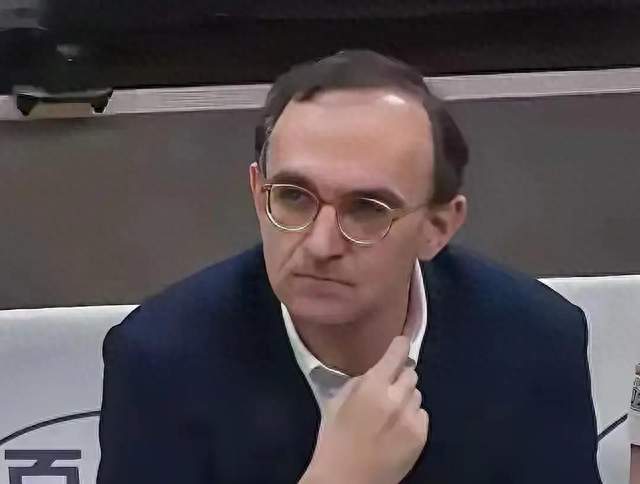 辽篮媒体开放日，乌戈透露新赛季战术打法，赵继伟库珀谁打首发？