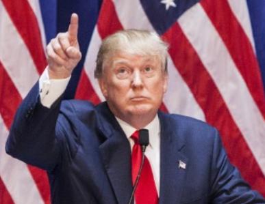 既要还要！
美国又防又想赚，
批准英伟达H200对华出口！


美国这次着急了，