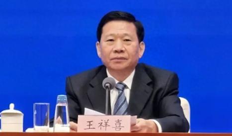 这才是真正的大老虎！
 
应急管理部的部长，正部级的高官，居然是在任上被查的！这