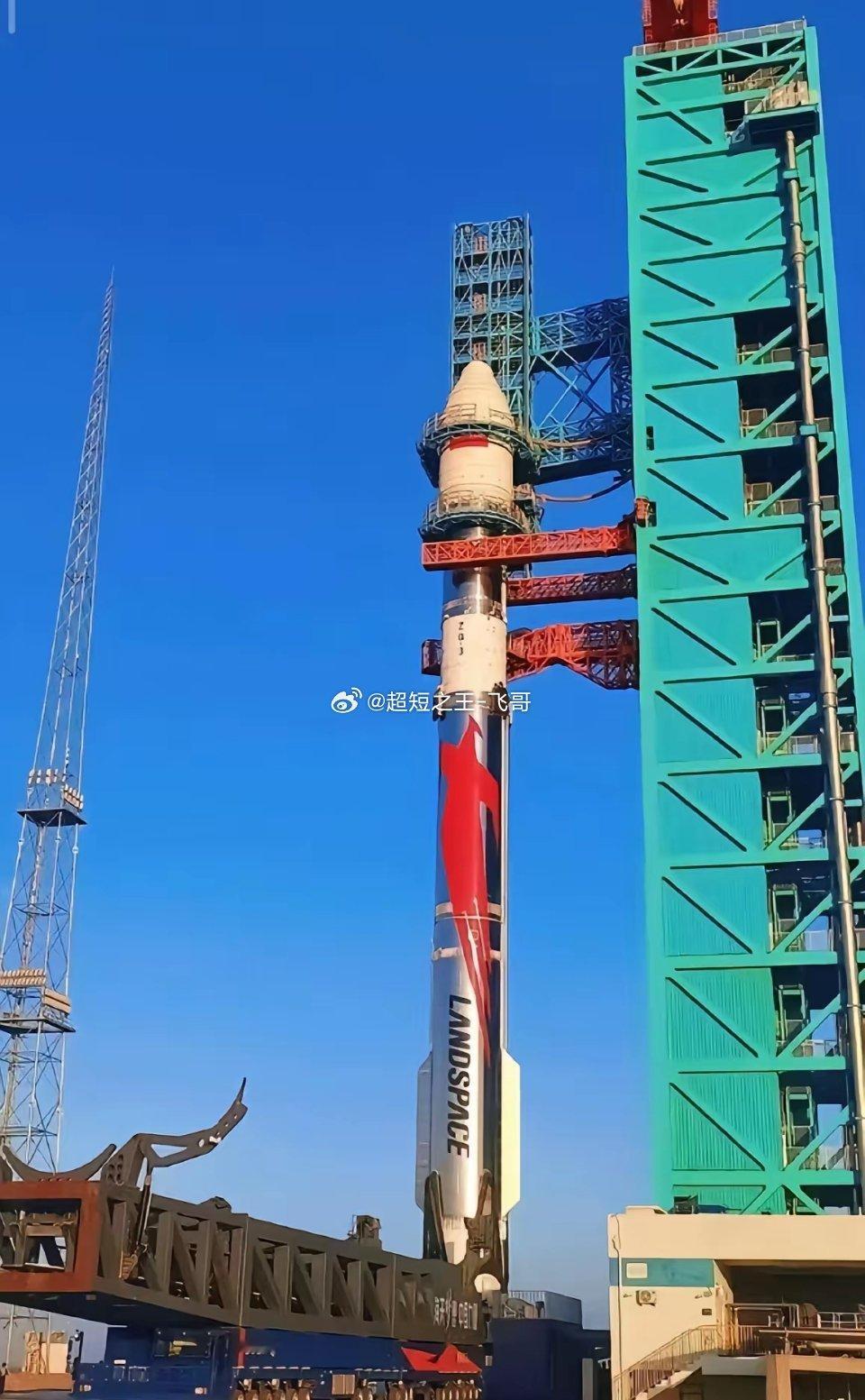 明日关注商业航天、创新药、科技一、商业航天据悉，朱雀3号将于8月11日早上约7:
