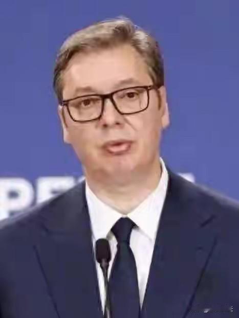 第二个普京？武契奇交权当日对中方喊话，并郑重许下诺言！
总统任期的最后一天，通常