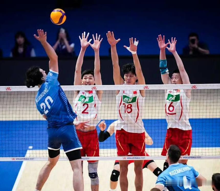 技术统计汇总：中国男排2-1斯洛文尼亚（17-25/25-20/25-20）
俞